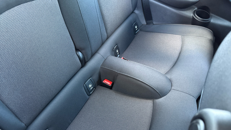 MINI Hatchback 1.5 Cooper II 3dr Petrol Hatchback